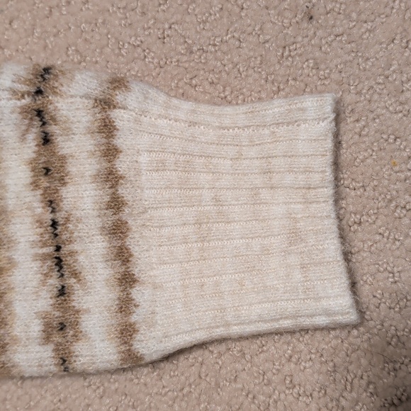 American Eagle Beige and Brown Striped Crewneck Sweater - Picture 4 of 9